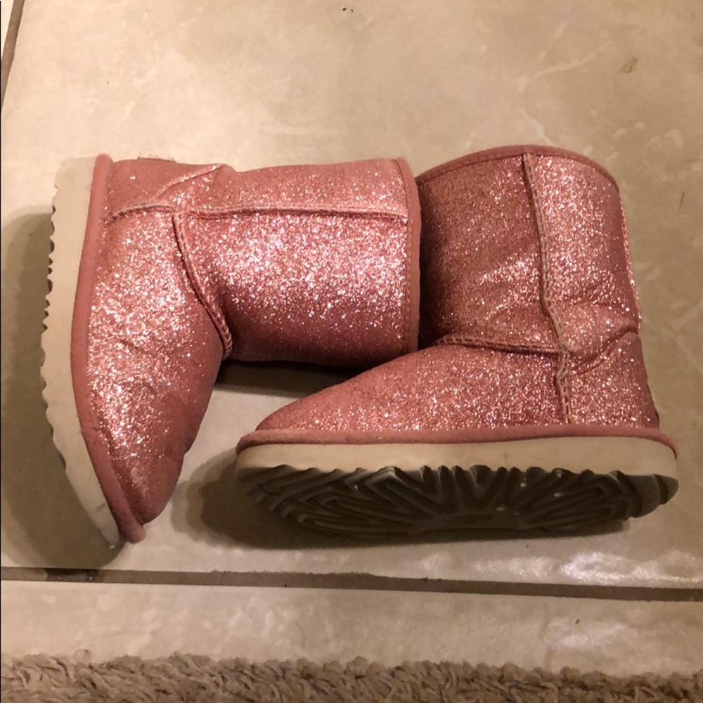 Glitter UGG’s size 10 toddler